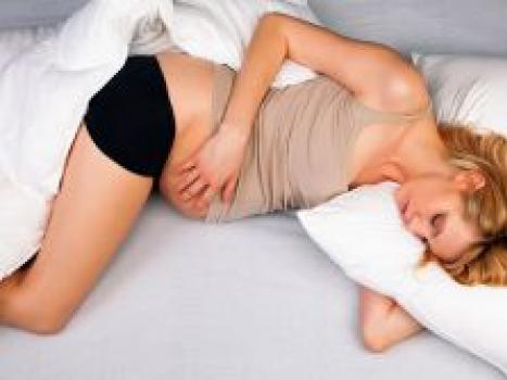 Почему беременной нельзя спать на спине?